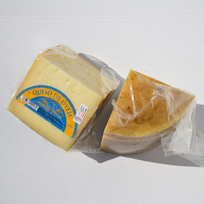 Cuña de Queso de Oveja Curado Gabino Perez